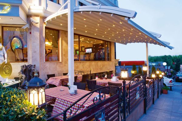 Retractable Fabric Roof Awning Systems
