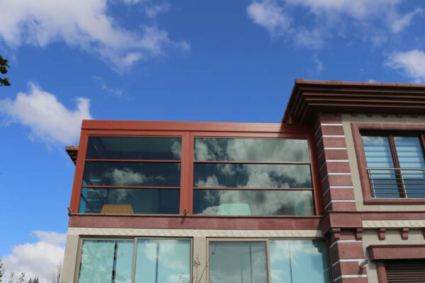 Retractable Louvre Roof System Pitched System Retractable Louvre Roof System Pitched System