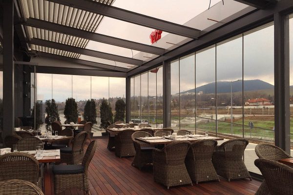 Retractable Louvre Roof System Pitched System Retractable Louvre Roof System Pitched System