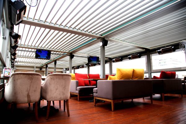 Retractable Tilting Louvred Roof System Awning Frame Retractable Tilting Louvred Roof System Awning Frame
