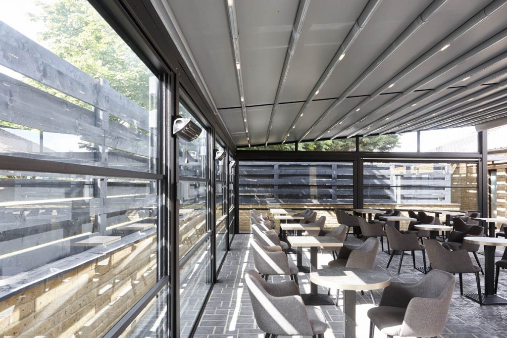 Bentley Golf Club Retractable Roof System Outdoor Dining