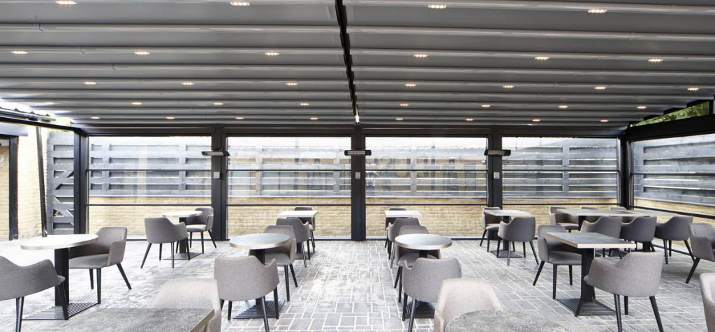 Bentley Golf Club Retractable Roof System Outdoor Dining