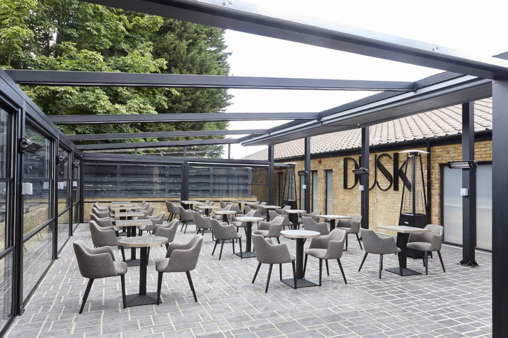 Bentley Golf Club Retractable Roof System Outdoor Dining