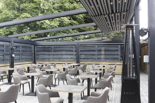 Bentley Golf Club Retractable Roof System Outdoor Dining
