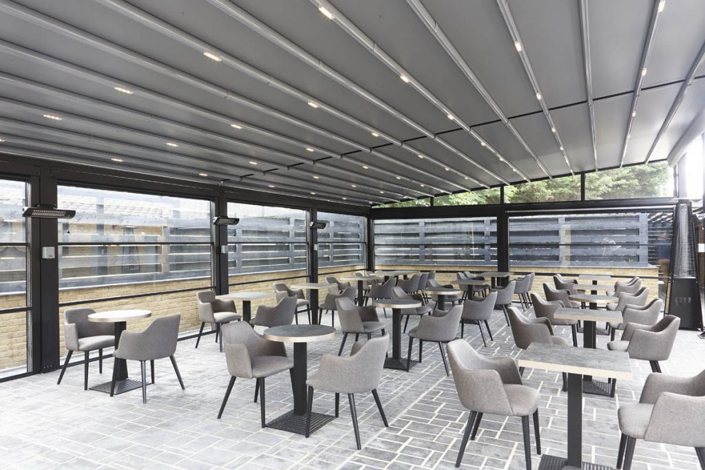 Bentley Golf Club Retractable Roof System Outdoor Dining
