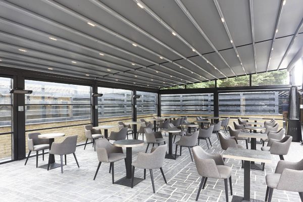 Bentley Golf Club Retractable Roof System Outdoor Dining