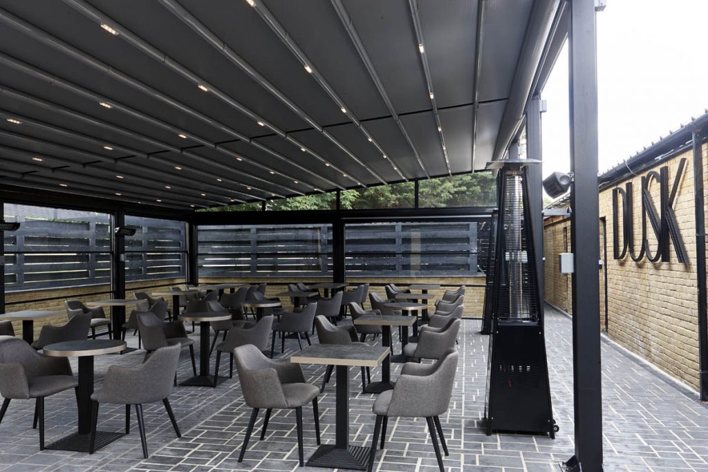 Bentley Golf Club Retractable Roof System Outdoor Dining
