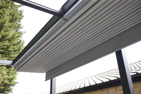 Bentley Golf Club Retractable Roof System Outdoor Dining Bentley Golf Club Retractable Roof System Outdoor Dining