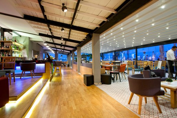 External Outdoor Retractable Louvre Systems Motorised Outdoor Dining External Outdoor Retractable Louvre Systems Motorised Outdoor Dining