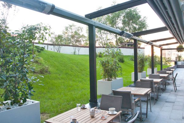 External Outdoor Retractable Louvre Systems Motorised Outdoor Dining External Outdoor Retractable Louvre Systems Motorised Outdoor Dining