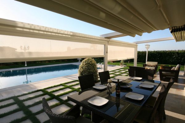 External Outdoor Retractable Louvre Systems Motorised Outdoor Dining External Outdoor Retractable Louvre Systems Motorised Outdoor Dining