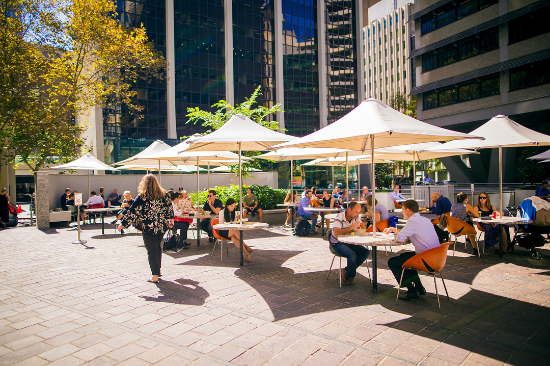 Parasols External Venetian Retractable Motorised Roof Pergola Awning London Commercial Architecture Outdoor