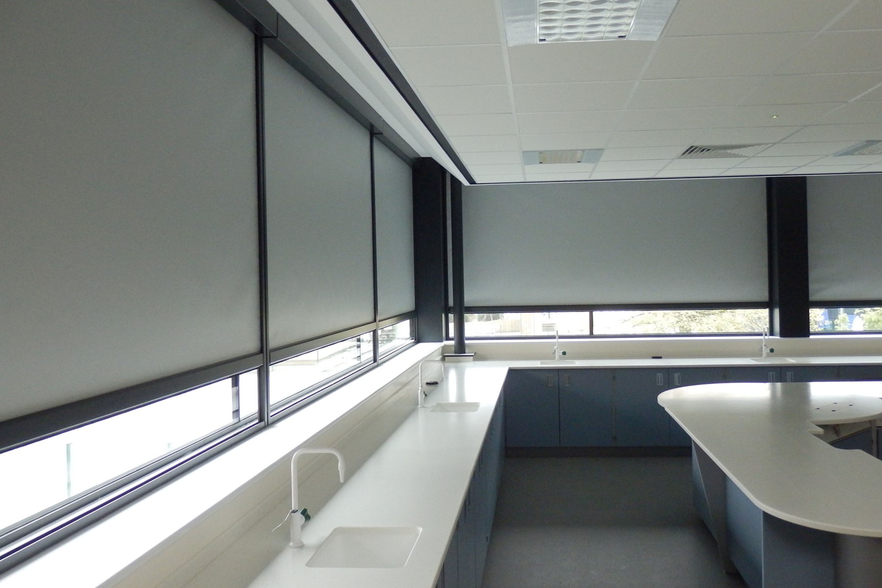 Commercial Retractable Motorised Roof Pergola Awning London Commercial Architecture Outdoor