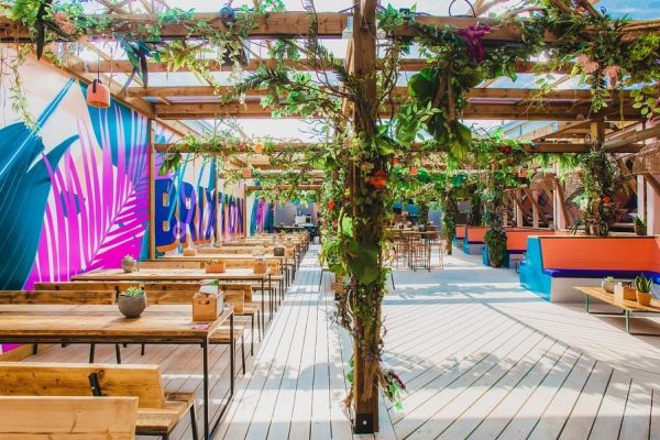Retractable Roof System for Lost in Brixton