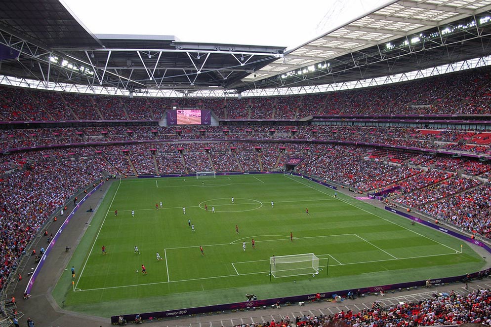 wembley stadium retractable roof stadium England