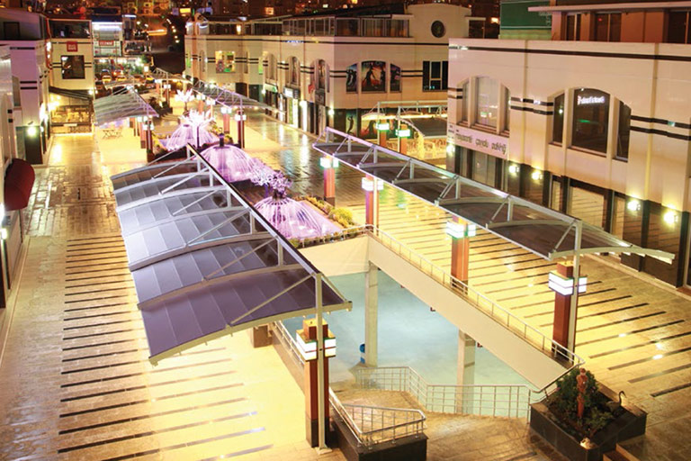 retractable fabric roof 10m projection