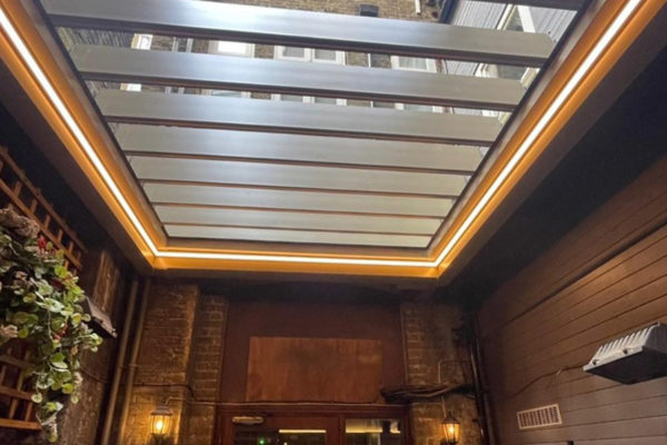 retractable louvre roof One Tun Pub Hatton Garden