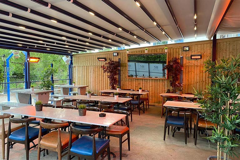 retractable roof N11 Ashford House
