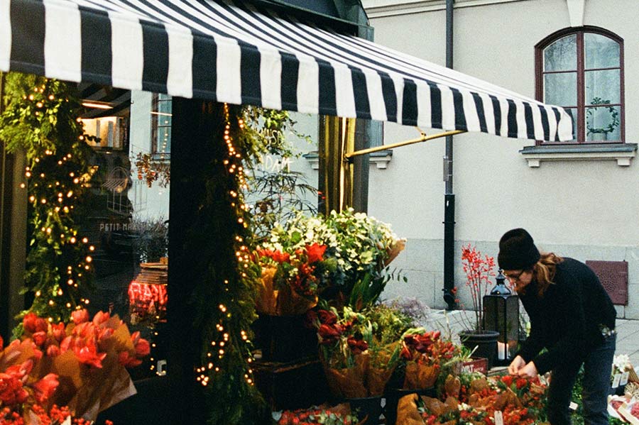 retractable awning flower shop