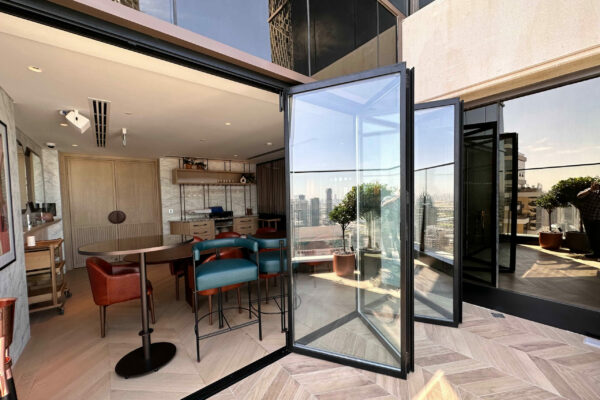 AIRCLOS S200 RPT - Floor 46, The Grosvenor Dubai, UAE (74) - 2
