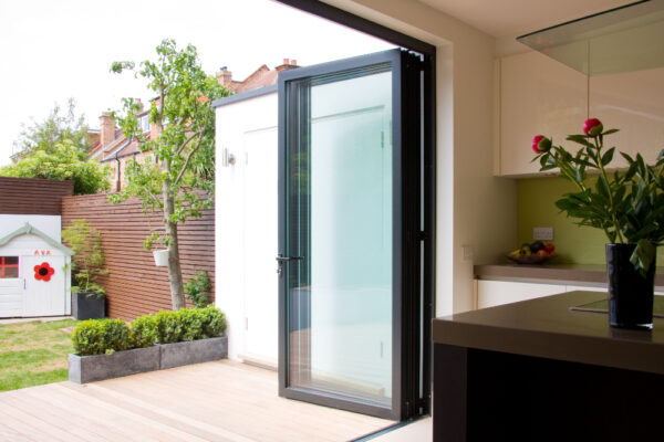 AIRCLOS S70RPT Bifold Doors - UK Home (4)
