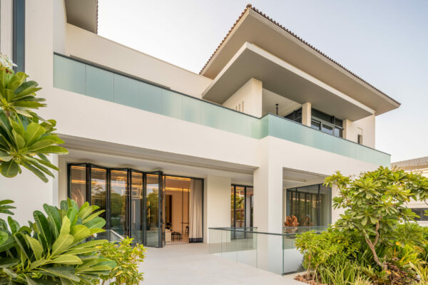 Airclos S220 R RPT Bifold doors (2)